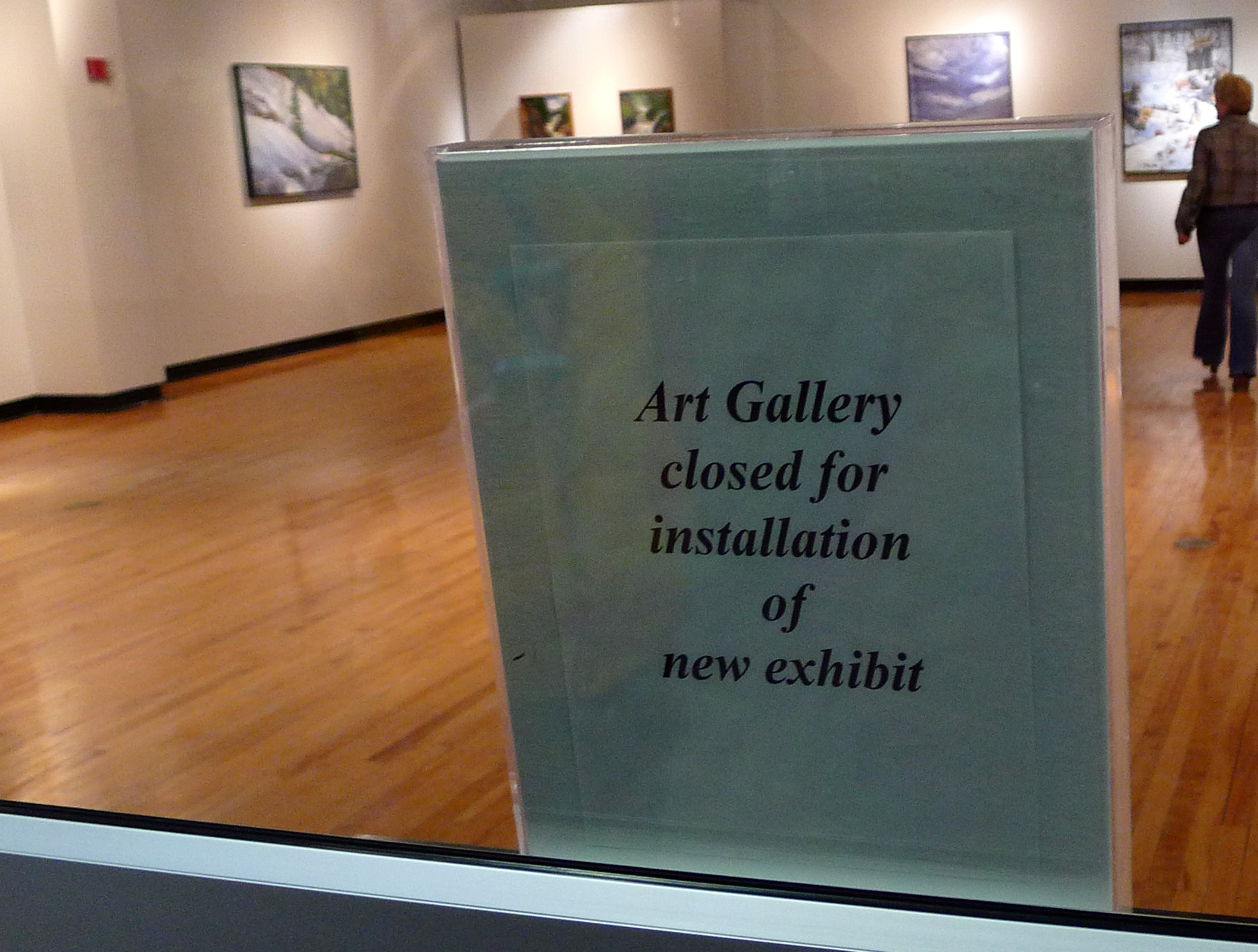 Monday Morning Art School: how to hang an art show
